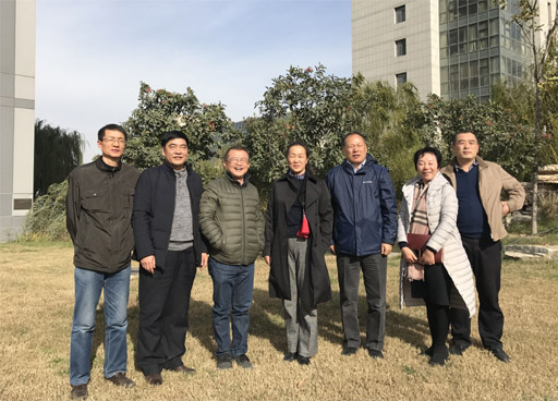 王雪云院长与韦伯国际大学副校长白协伟一行合影留念