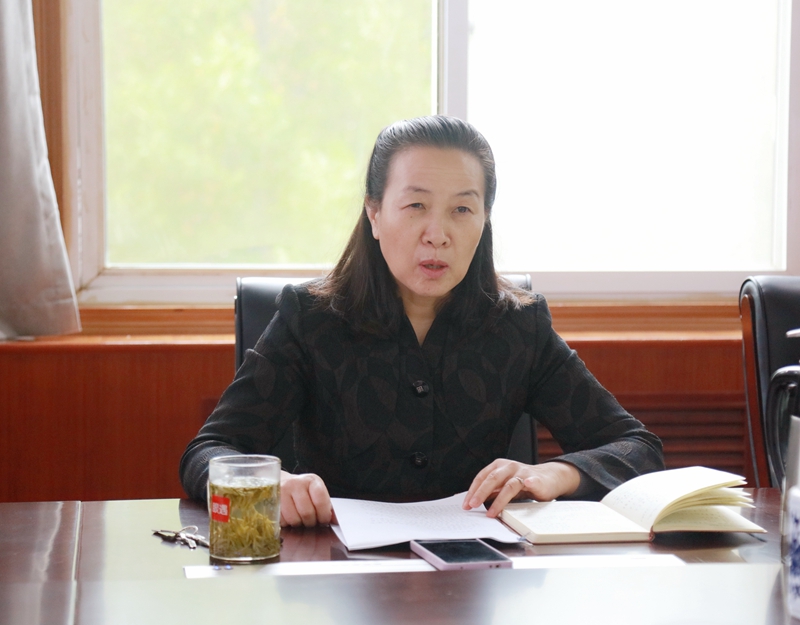 校党委书记王雪云主持会议并省第十一次党代会会议精神