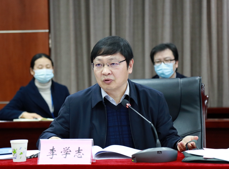 校长李学志讲话